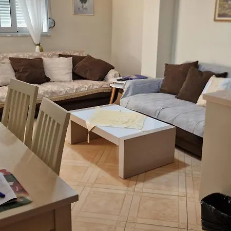 Apartment Lovely At Lounge Mare