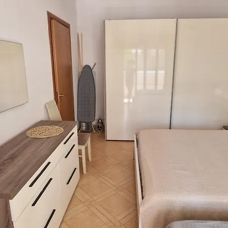 Lovely At Lounge Mare